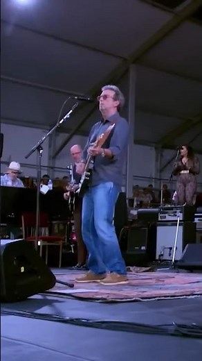 Eric Clapton performing "Crossroads" at the New Orleans Jazz and Heritage Festival (2014).
