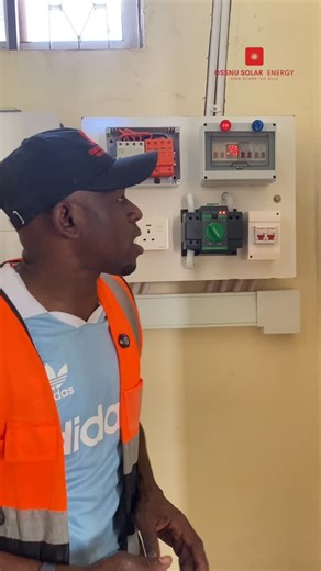 ossnu_solar_energy on Instagram: "Solar Control Panel (System Body) ni kituo kikuu cha ulinzi na usambazaji wa umeme. Ndani yake kuna breakers, isolators na protection devices zinazodhibiti mzigo, kulinda vifaa, na kuhakikisha mfumo unafanya kazi kwa usalama na ufanisi wa juu. #solar#solartanzania#cleanenergy #nguvuyajua #renewableenergy #ossnusolarenergy"