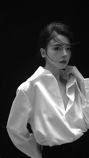 Embrace Elegance: The Timeless Beauty of Black & White Portraits