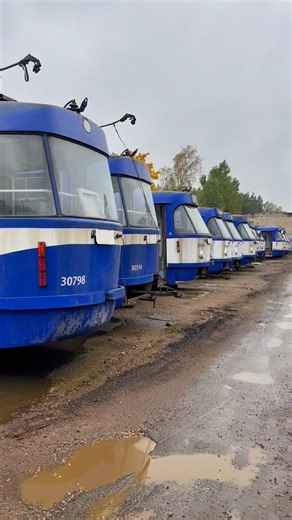 Ilja Odegovs on Instagram: "The Tatra T3 tram is a legendary model that became a symbol of public transport in several cities of the former USSR, including Riga. This Czech tram was first introduced in 1960 and quickly gained popularity due to its reliability, simple design and durability. Over the years of production (1960-1999), more than 14 thousand wagons were produced, making the T3 one of the most mass-produced tram models in the world. In the 1950s and 1960s, the tramway network in Riga w