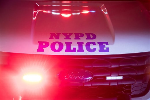 Teen accused of rush hour train shooting in Queens: NYPD