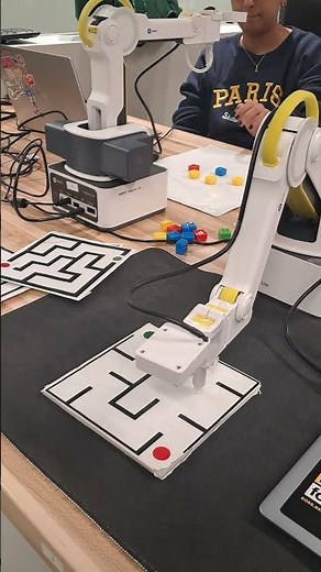 Dobot Magician Lite- Solving Maze using BFS algorithm