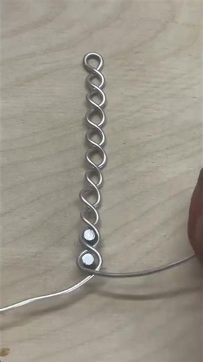Simple trick to create perfect twisted wire patterns for DIY
