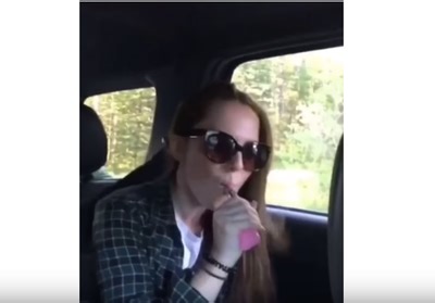 You've never seen anything like this girl's vape tricks