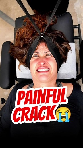 Neck Cracking Techniques and Benefits Explained