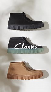 En automne, adoptez le style et la qualité Clarks ! 🍂 Des chaussures parfaites pour une élégance tout-terrain. 👞 Alors, êtes-vous plus à opter pour des chaussures sombres ou à préférer des tons plus clairs ? 🌈👇 #sarenza # clarksstyle #mode #chaussures #sarenzastyle #torhill #clarksshoes | Sarenza