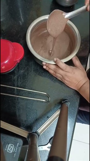 Crispy Chocolate Waffle 🍫🧇 #ChocolateWaffle #Dessert #EasyRecipe #FoodShorts #Shorts