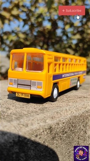 Diecast School Bus 🚌 Rear View #shorts #schoolbus #centytoys #bus