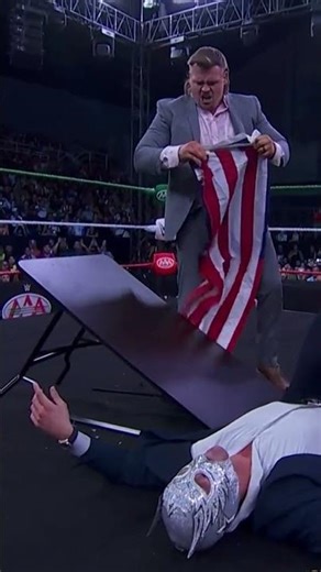 Los Creed Brothers desataron el caos sobre el Grande Americano. 🤯