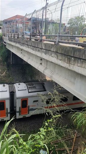 Pngrango KRL #cigombong #keretaapi #modalkontendoang