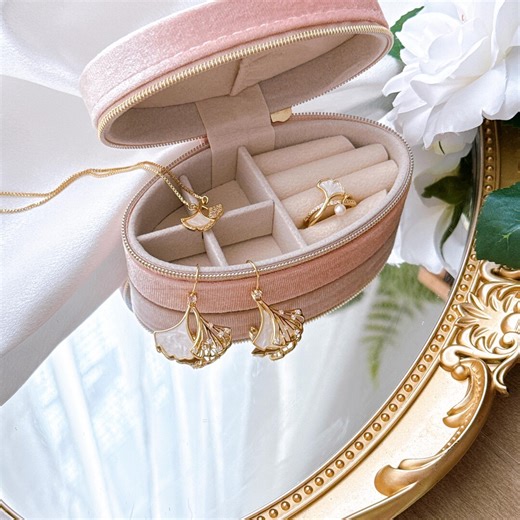 Ginkgo Leaf Jewelry Set With Free Jewelry Box, Gold Necklace, Ring & Earrings, Botanical Gift - Etsy