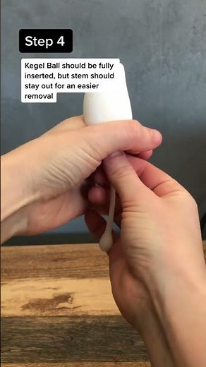 How to insert a Kegel Weight - Ben Wa Balls #kegelweights #kegelexercises #kegalballs #nhrepon