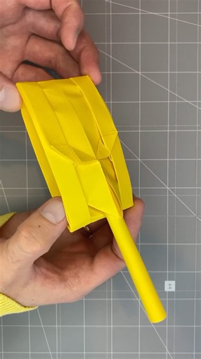 Folding a Paper Tank 🚜 Satisfying Paper Craft #Satisfying #Origami