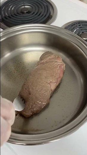 Steak Saladmaster 3 minutes on each side