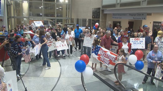 Veterans get hero’s welcome home following trip to Washington, DC
