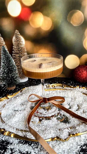 Laura Vitale on Instagram: "Buongiorno! I feel it’s only necessary to give you a great cocktail this week, you can use it for your NYE event, any other Holiday gathering you might be having, or, perhaps, to get you through the madness that is the madness of post Christmas toys everywhere 😂 either way, it’s a phenomenal cocktail, I’m obsessed with it!! My Caramel Amaretto Espresso Martini! Recipe per drink below! 1 ounce of Brewed Espresso 2 ounces Caramel Vodka 1/2 an ounce of Amaretto 1 ounce