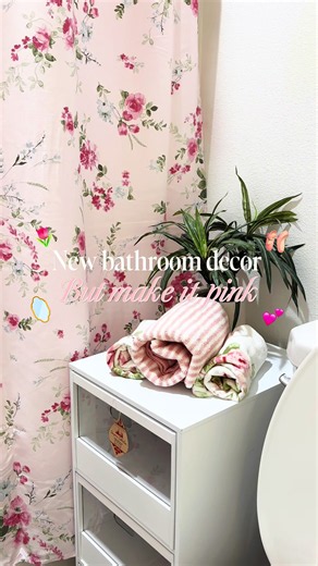 How I love being a girl 🎀 #newbathroom #makeitpink #girlythings #romanticizeyourlife #pink Obsessed with my new bathroom decor from @HomeGoods @Marshalls @TJ Maxx @TheraBreath @Mario Badescu @CeraVe @rhode skin @Glow Recipe @Drunk Elephant @Olaplex @laneige_us