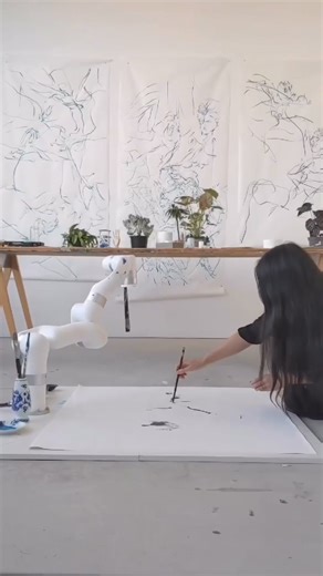 11K views · 57 reactions | Sougwen Chung’s artworks blend traditional drawing techniques with robotics and artificial intelligence, resulting in a unique fusion of human and machine creativity that challenges the boundaries of contemporary art. #parametricarchitecture #contemporaryartist #sougwenchung #drawingoperations | ParametricArchitecture | Facebook