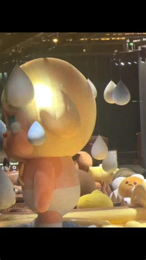 Crybaby特展上海站限定吊卡🤎终于拥有小黑皮啦🖤Sweetybb🥳#crybaby #哭娃 #微醺 #感觉至上 #泡泡玛特