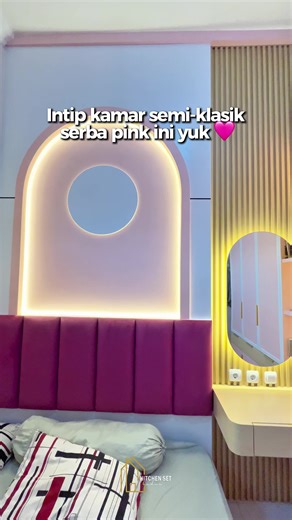 Spill kamar semi-klasik serba pink yang bikin gagal move on! 💕✨ Perpaduan warnanya bener-bener calming dan desainnya timeless. Cocok banget buat kamu yang pengen punya sanctuary pribadi yang estetik dan tenang. Menyediakan Jasa : * Kitchen Set * custom interior & furniture (house&office) * Booth / display * Smart furniture * Backdrop & dvider * Wall panel * Living room * Bedroom * Dll,,, More Information : ☎️ ‪ 082220610142 (Whatsapp - admin) 📌 Jl. Jetak-Dorang Gg. Delima baru Ds. Blimbing Kid