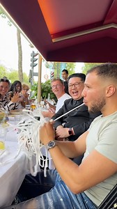 5.2M views · 135K reactions | Compilation Tour de Magie à Paris, En Spectacle chaque samedi à Paris au Palais des Glaces 彩勞 | Sossam | Facebook