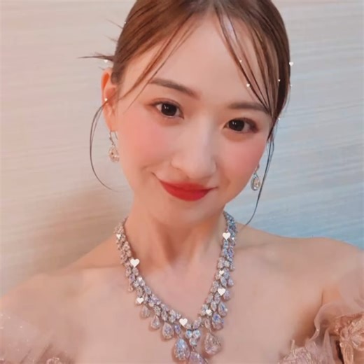 星風まどか | . 海宝直人さん×オーケストラ 「more」in TOKYO 舞台芸能活動30周年記念コンサートにゲスト出演させていただきました🎤 海宝さんとは初共演だったのですが…このような記念すべきコンサートで初共演させていただけて心から光栄に思います🥹... | Instagram