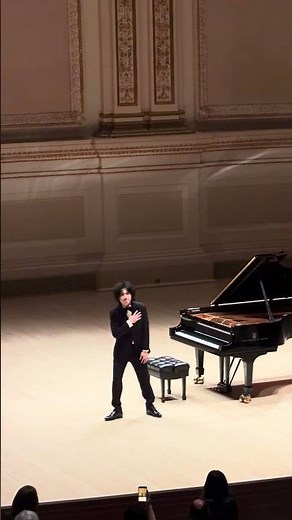 Yunchan Lim Carnegie Hall Curtain Call 042426