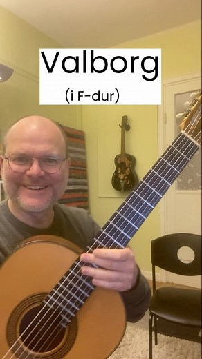 Ackorden till Valborg - Håkan Hellström  Gitarrtips för nybörjare från Optimum Guitar Vill du lära dig mer? Kolla in hela gitarrkursen på:  www.optimumguitar.netGitarrlektioner online eller i Norrköping & Linköping. Följ för svenska poplåtar på gitarr! #Valborg #HåkanHellström #optimumguitar #svenskpop #ackord #lärdiggitarr #gitarrlektion #klassiskgitarr | Optimum Guitar School | Facebook