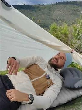 Trick for an inflatable pillow when camping or bivouacking #mountains #climbing #trekking #hiking