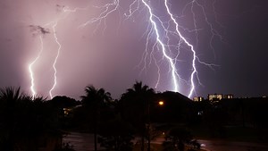 How to stay safe when lightning strikes