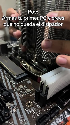 Problemas al armar tu primera PC: ¡Todo al revés!