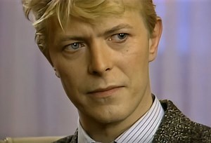 Watch David Bowie share his love for hip-hop in a rare interview