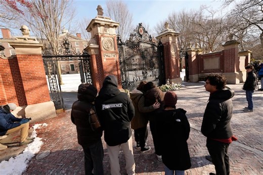 Les recherches se poursuivent pour retrouver l’auteur de la fusillade de Brown