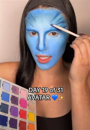 Avatar Makeup for Halloween: Day 19 of 31 Challenge 💙✨