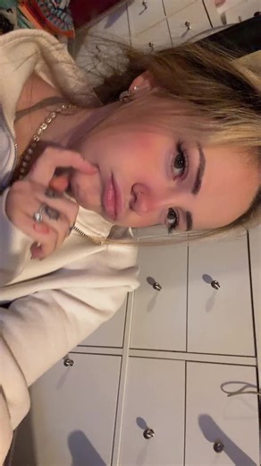 itssssofiablack (@itssssofiablack)’s videos with Lollipop