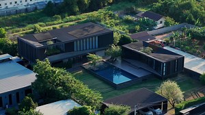 16M views · 39K reactions | 헪헵헮혁 헮 헦헼헹헮헿 헟헶헳헲! ☀️Sunshine brings more than just heat! It can transform into electricity and savings on bills. With 헦헺헮헿혁 험헻헲헿헴혆 헛헼헺헲, you’ll never have to make thrifty compromises on energy use! More sunshine. More energy. More savings!  #ChooseHuawei #SmartEnergyHome #Fusionsolar | Huawei Digital Power | Facebook