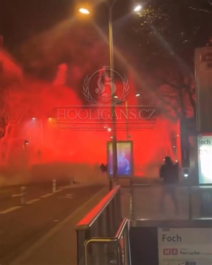 11.12.2024, Big fight in Lyon, Frankfurt🇩🇪 attack Lyon🇫🇷 meeting point, 1312 win. Click here for more: https://hooligans.cz/index.php/reports/foreign/fra/lyon-eintracht-frankfurt-12-12-2024 | Hooligans.cz