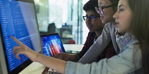 Amazon Will Fund Computer Science Classes in New York City And Virginia Schools
