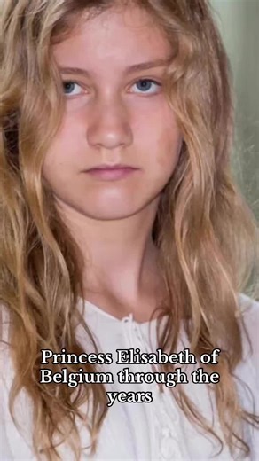 #fy #princesselisabeth #princesselizabeth #princesselisabethofbelgium #royals #royalty #princesselisabethduchessofbrabant #duchessofbrabant #royalstyle #kingphilippe #queenmathilde #princesseleonore #kingphilippeofbelgium #royalfamily #royalfamilies #princegabriel ##princeemmanuel #Belgium #rovalfamilyofbelgium #princegabrielofbelgium