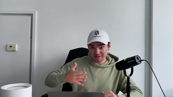 Bluetooth's Broadcast Technology, Auracast, Explained! + HomeSpot Auracast Bundle Review!