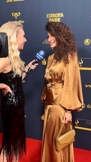 Marwa Eldessouky | Ganz in gold bei der Goldenen Henne – und zum ersten Mal als angehende BRISANT-Moderatorin auf dem roten Teppich. Schön war‘s! 📸 🎥 📷 . . .... | Instagram