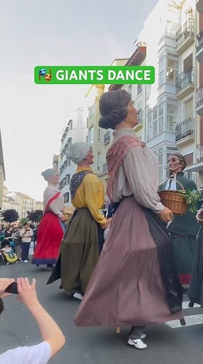 🎭 Giants Dance in Vitoria-Gasteiz 🇪🇸