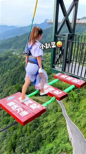 Crippling anxiety made me refuse to step off the jumping platform:Asmr Bungee Jumping