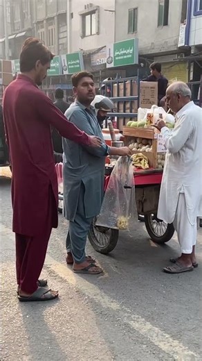 Handshake stack prank🤣🤣 #shortvideo #funny #prankvideo #comedy #funnyprank