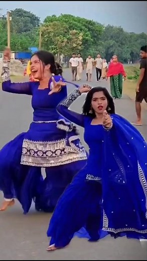 Ding dong song #shorts #dance #viral #ytshorts #trending #trendingsong #aprajita