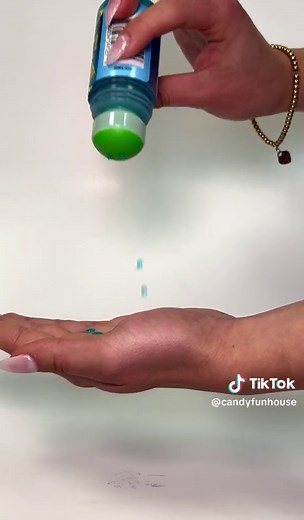 New Slimelicker 2.0: Sour Candy Rolls with a Twist!