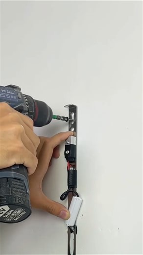 Italian sconce installation that's actually easy #diy #homedecor #walllamp