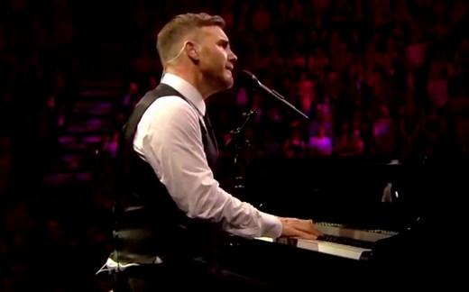 【Gary Barlow】Incredible Medley on Piano