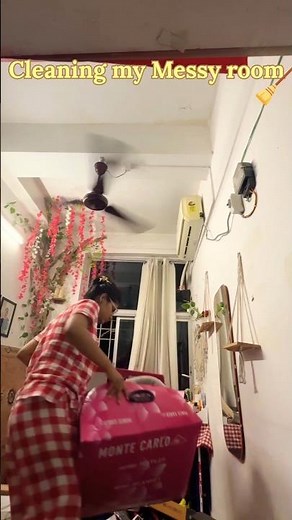 Clean my MESSY hostel room at night #cleaning #hostellife #lifestylevlog