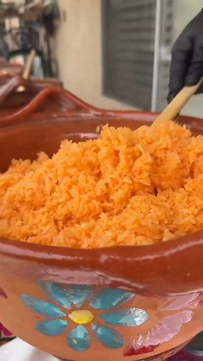 1.8K views · 162 reactions | Such a delicious menu 襤 | Salsas, Moles & Más | Facebook